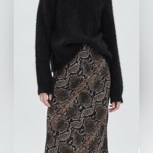 Zara Animal Snake Print Brown Black Knee Midi Skirt XL. Hardly worn.